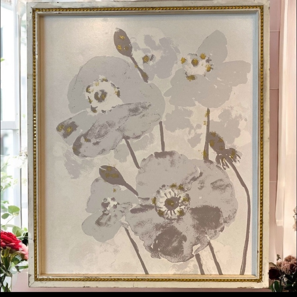 Elegant Floral Wall Art in Gray and Gold